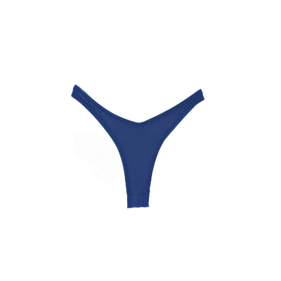 ▲Muiiswim VEW 海鷗丁字泳褲 羅紋坦桑