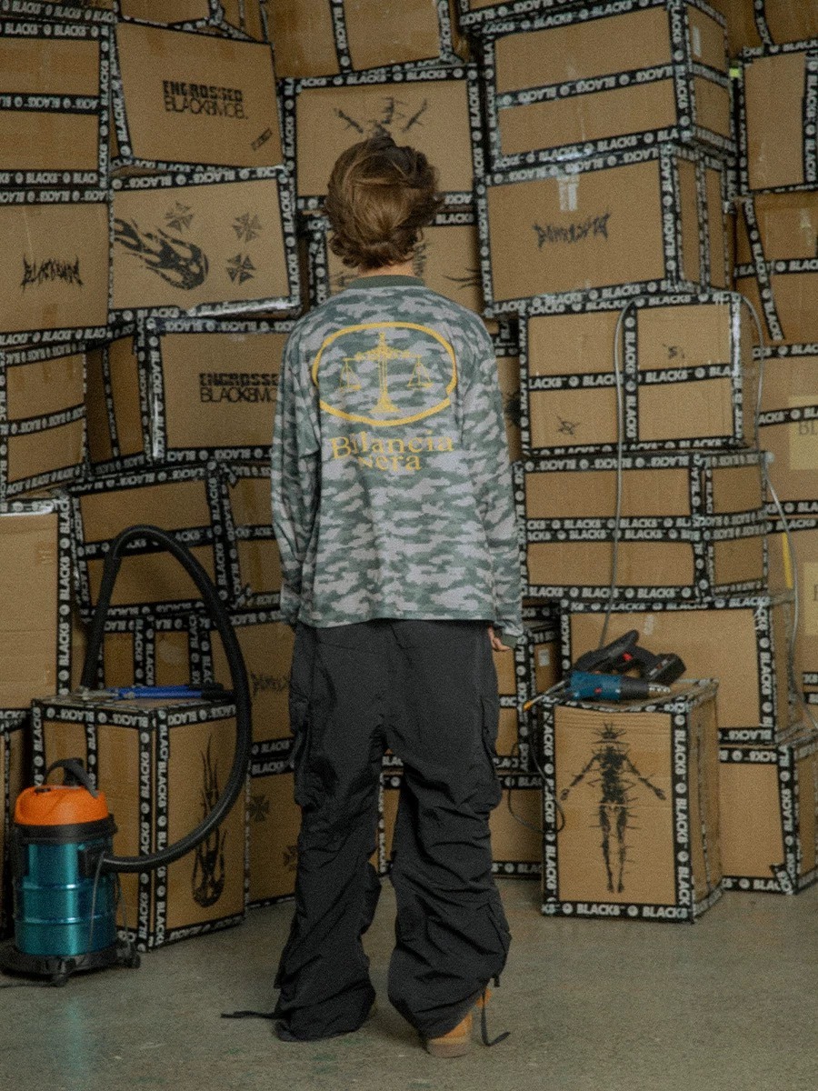 BLACK8MOB 阿拉伯字體Logo 數字印花 迷彩長袖冰球衣