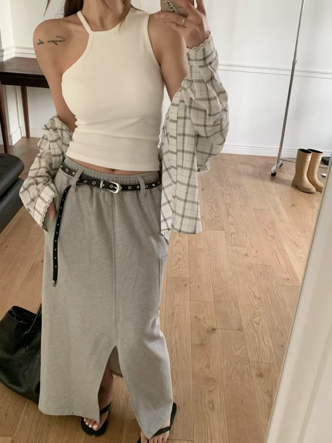 4.23 單入肩背心(連pad)