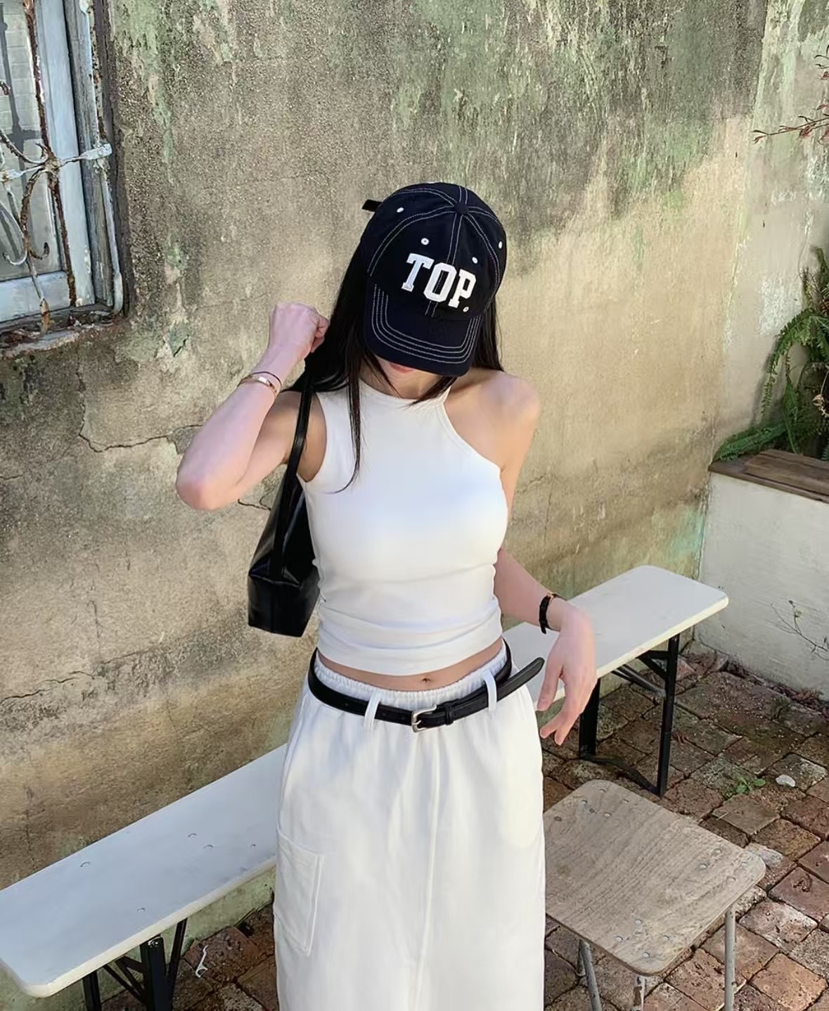 4.23 單入肩背心(連pad)