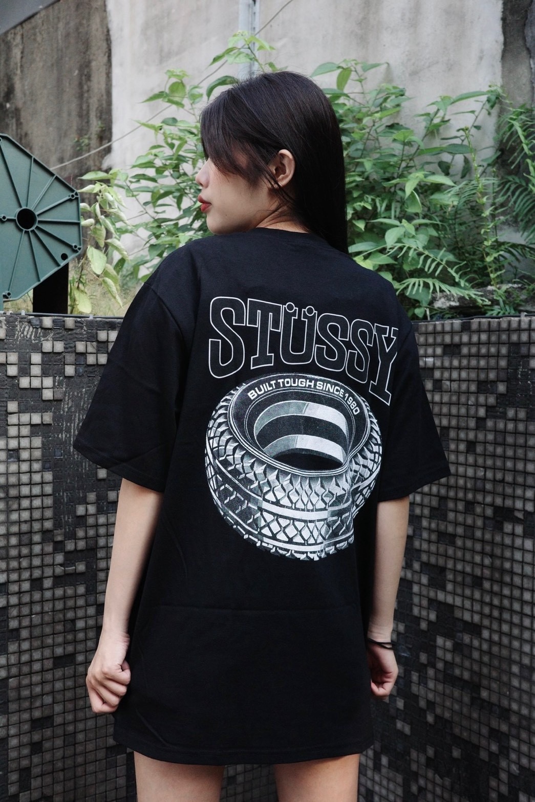 1905082 Stussy 2025 輪胎短T 美國空運回台 美版 Tough Tread Tee