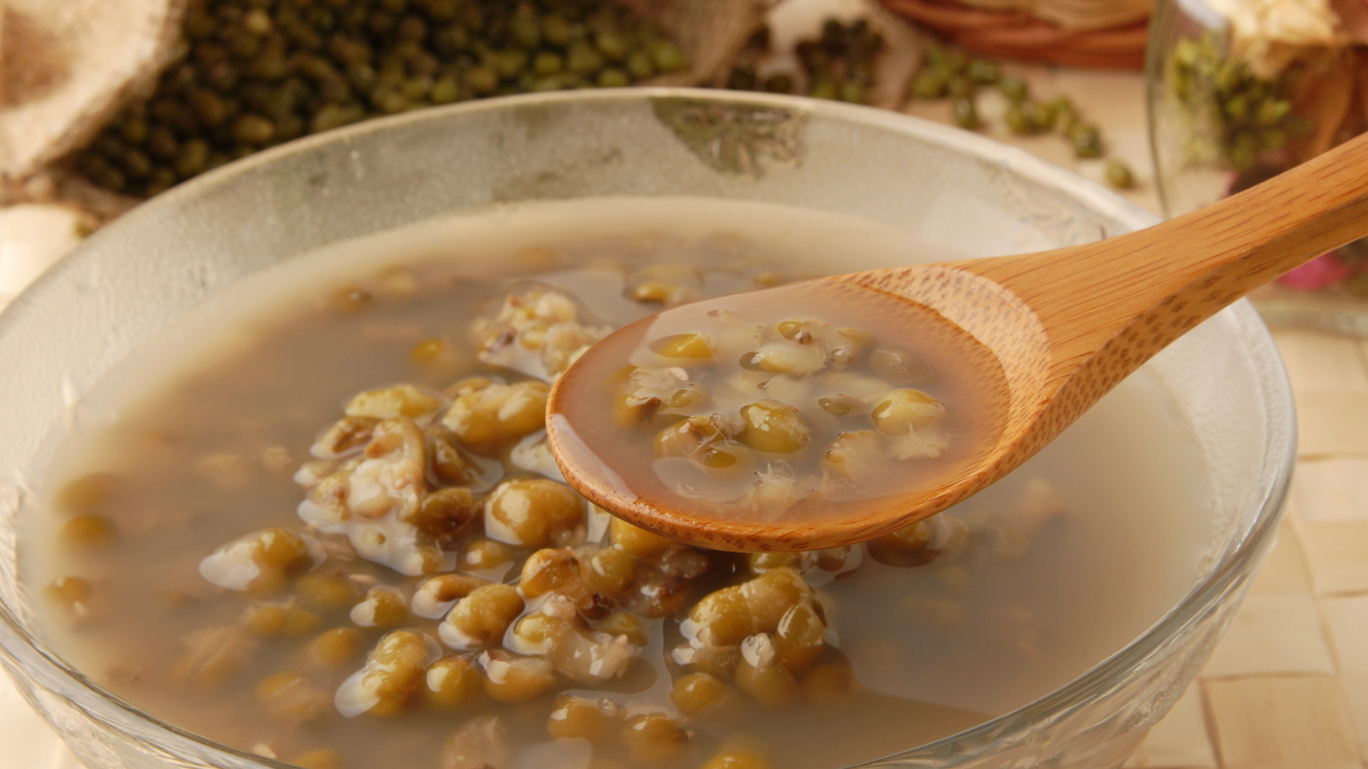 立夏,二十四節氣,養生,綠豆湯,中藥雞湯,降火,