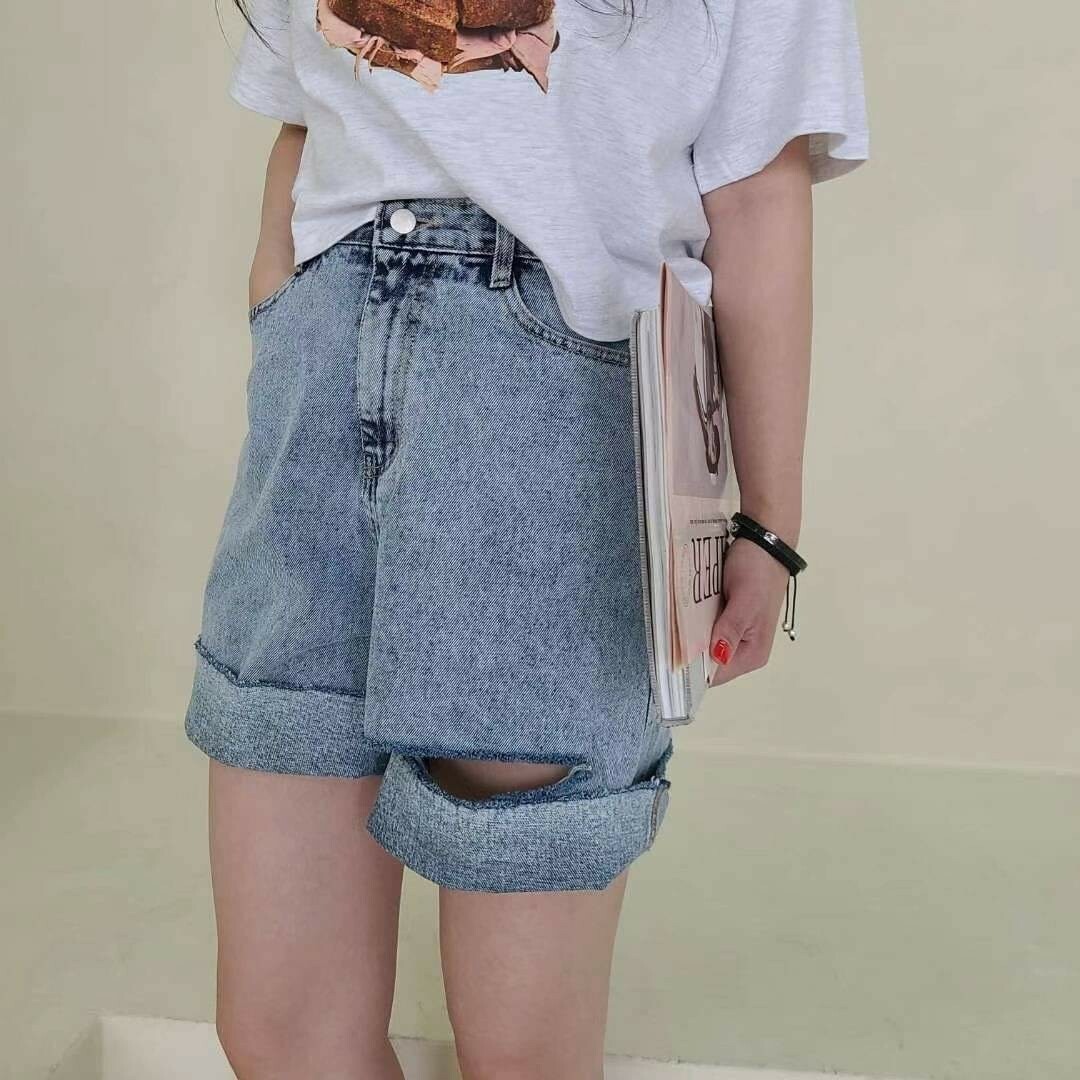 割破牛仔五分褲  現貨L號