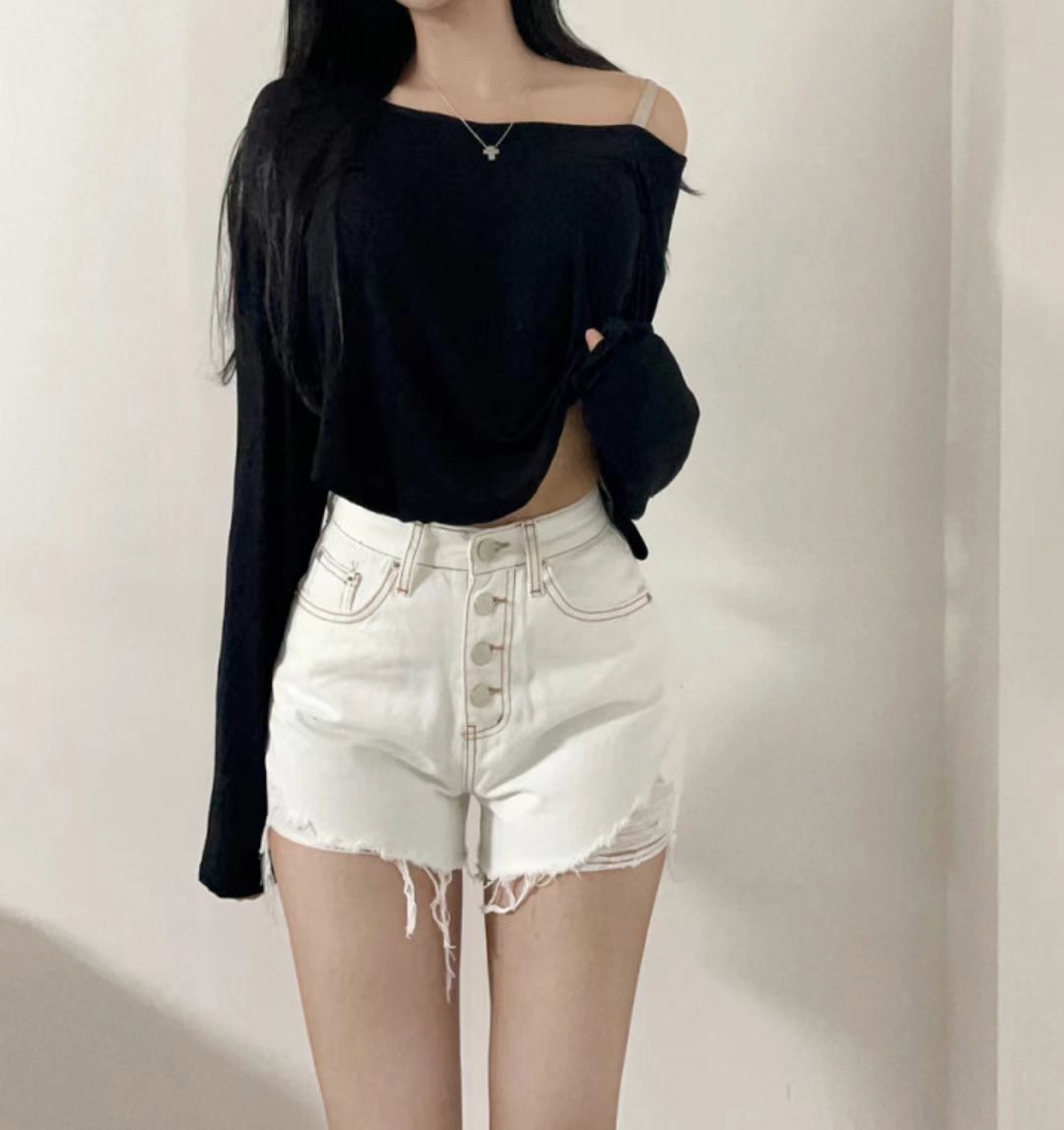 761白色掛鬚牛仔短褲