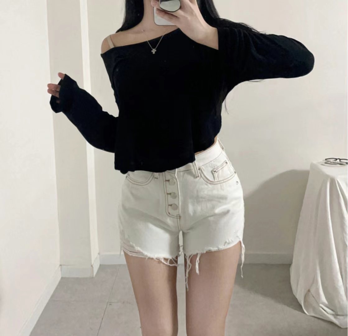 761白色掛鬚牛仔短褲