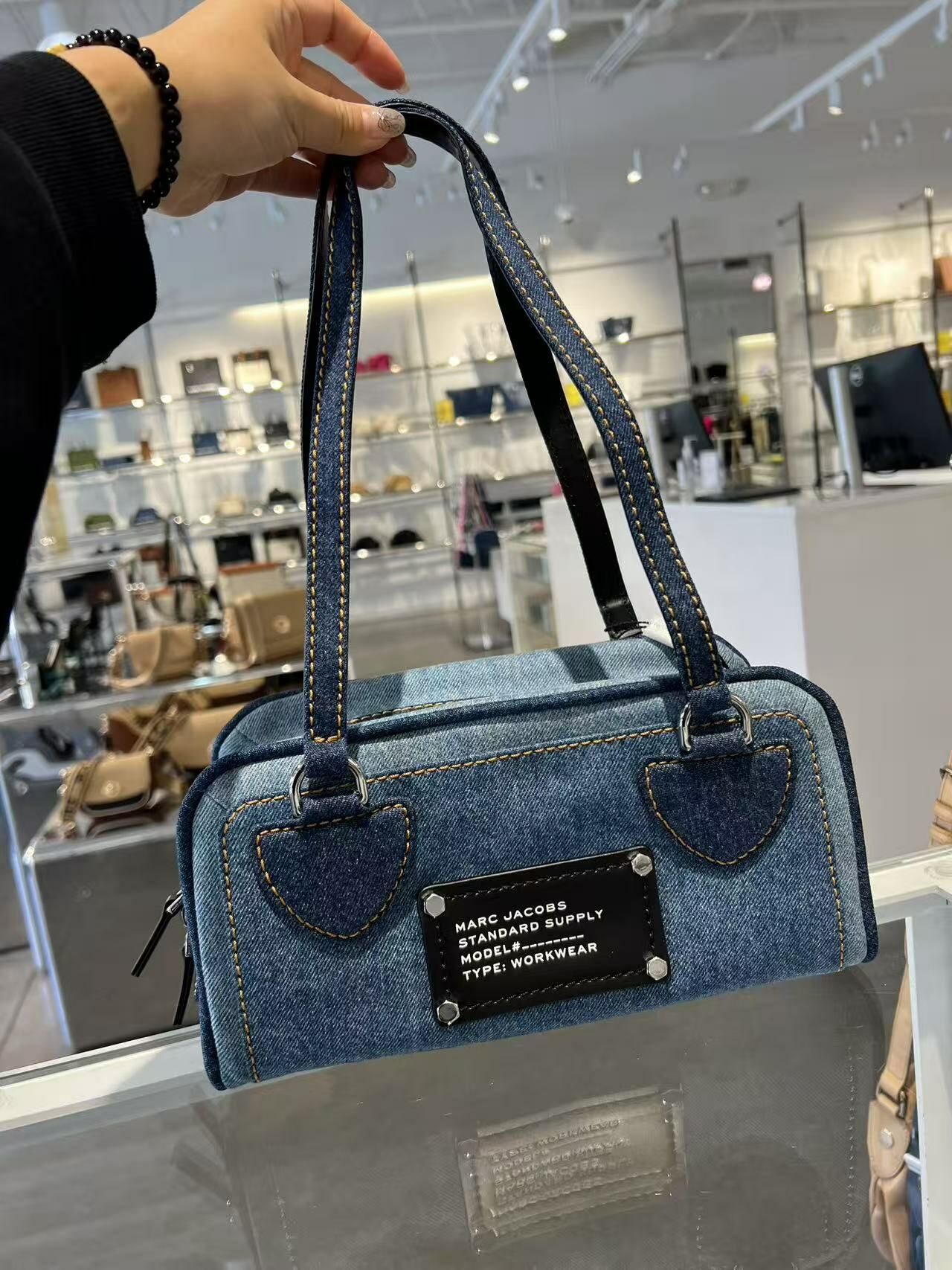 【預購】Marc Jacobs G042310 牛仔手挽單肩袋