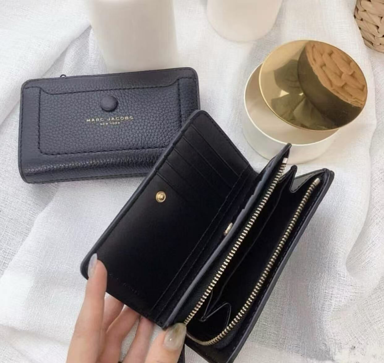 【預購】Marc Jacobs G042311 中長款銀包