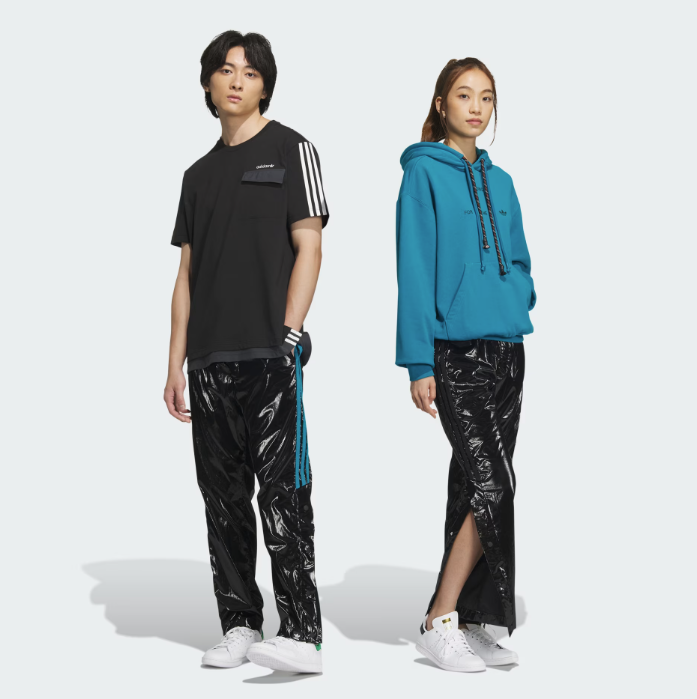 【 adidas x SFTM PANT BLK 聯名款亮面運動長褲 - 黑 】