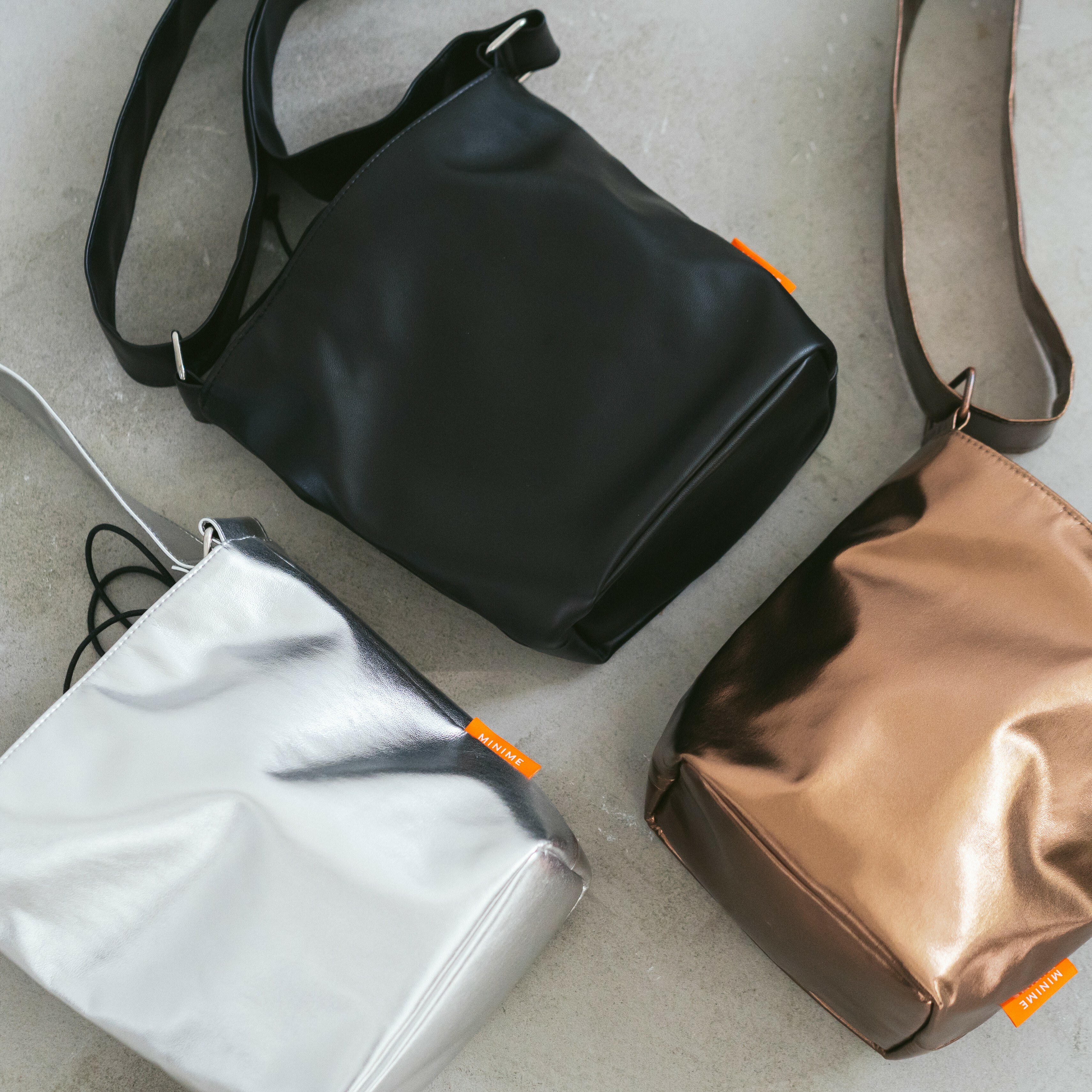 MINIME 復古金屬質感散步包