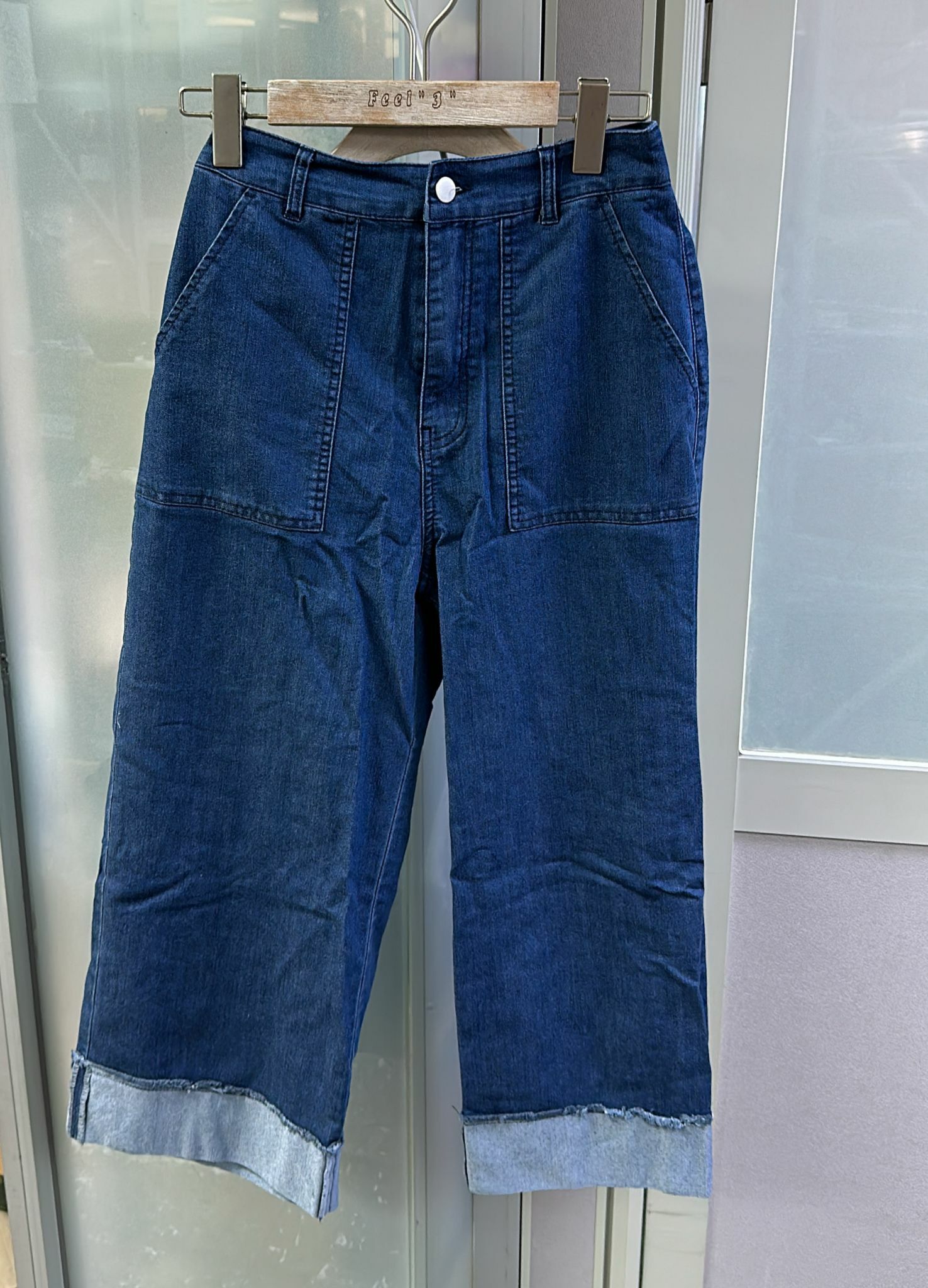 Cd6347**