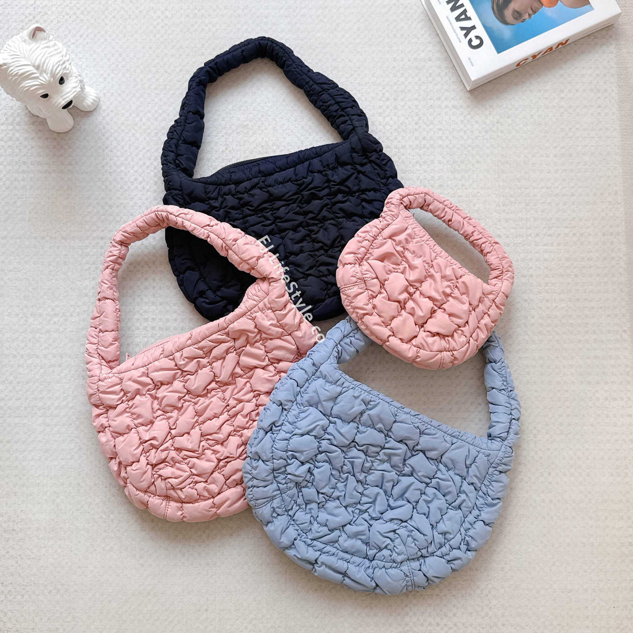 瑞典品牌 COS QUILTED MICRO QUILTED MESSENGER 簡約 雲朵包 肩背包 手提包 側背包 大容量 黑 白 單寧 / 現貨+預購