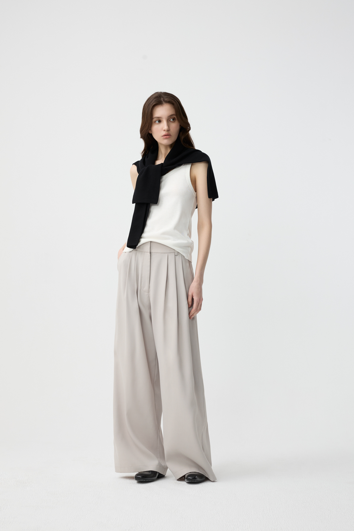 TARA 羅紋合身背心(白色）