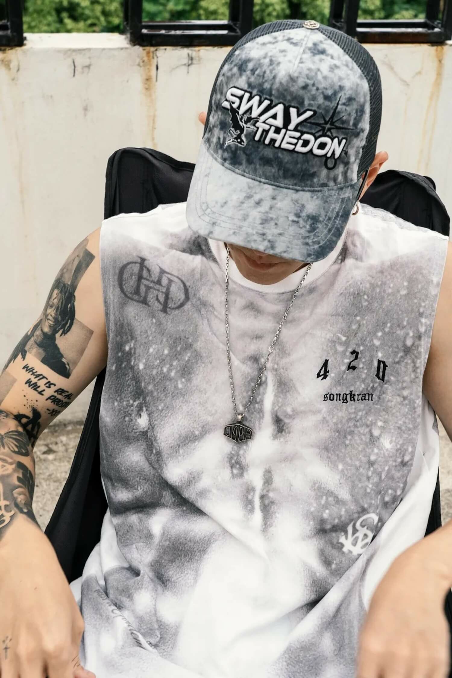Sway the Don x Golden Hour｜Bkk God’s Smoke Trucker Hat (Grey)