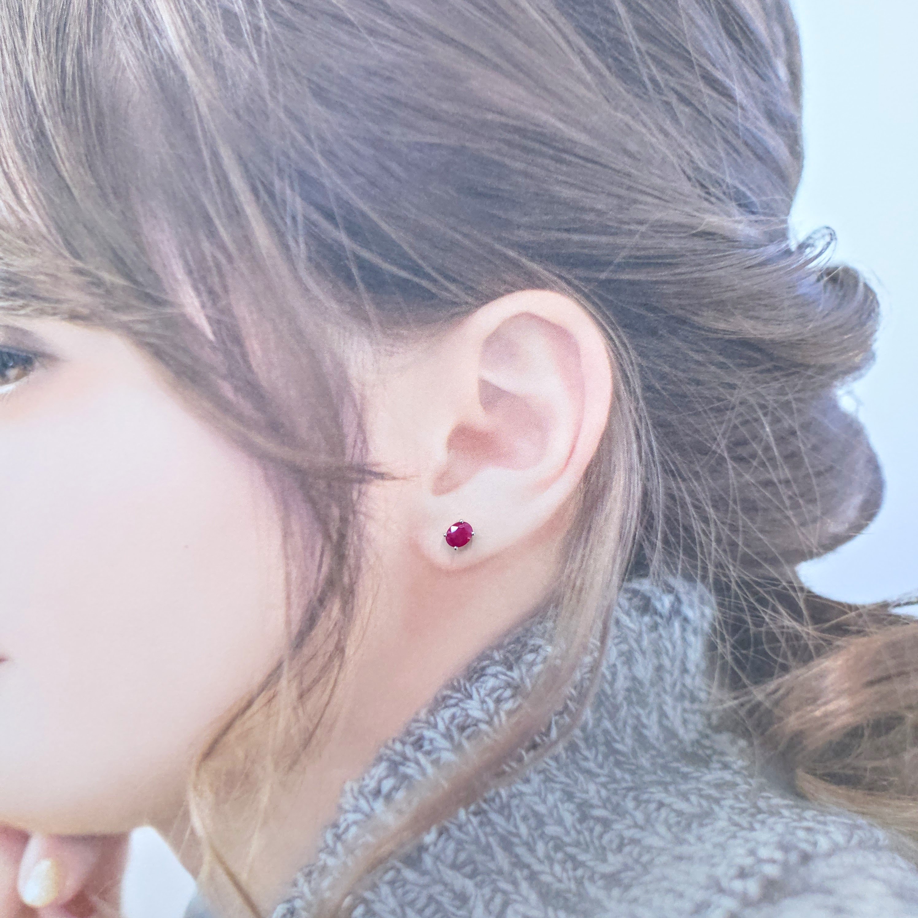 全新18K白金【主石1卡28份紅寶石】耳環