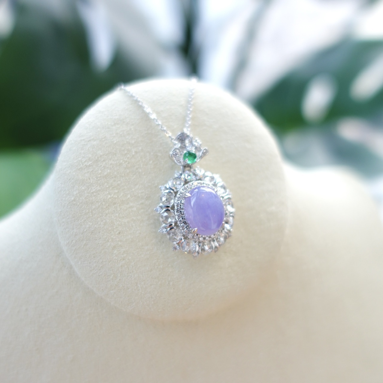 18K金鑽石冰糯種紫羅蘭翡翠吊墜