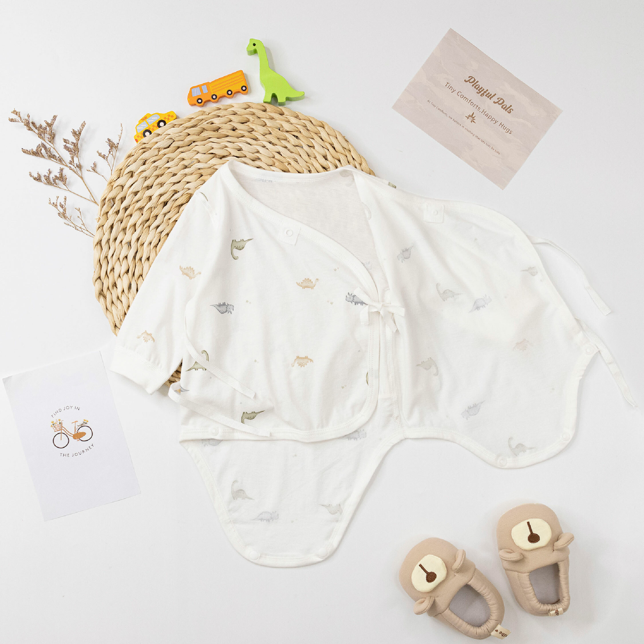 純淨系列【T0012】滿版迷你恐龍開襟長袖包屁衣