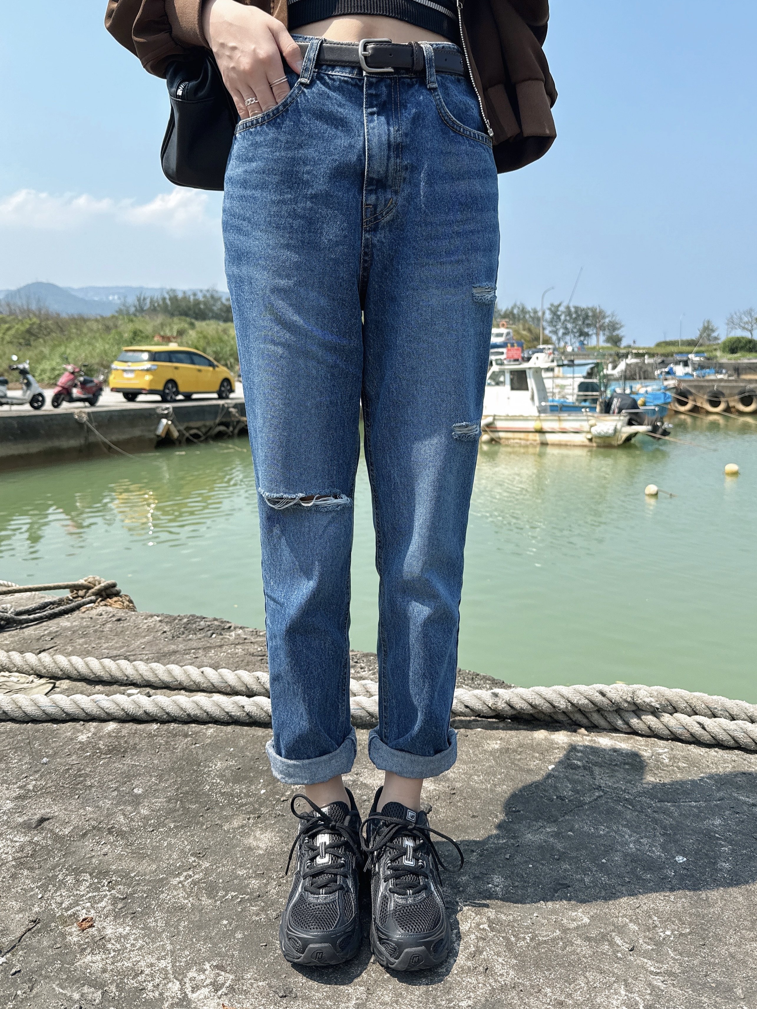 爆單櫃！神正率性深藍丹寧刷破男友褲