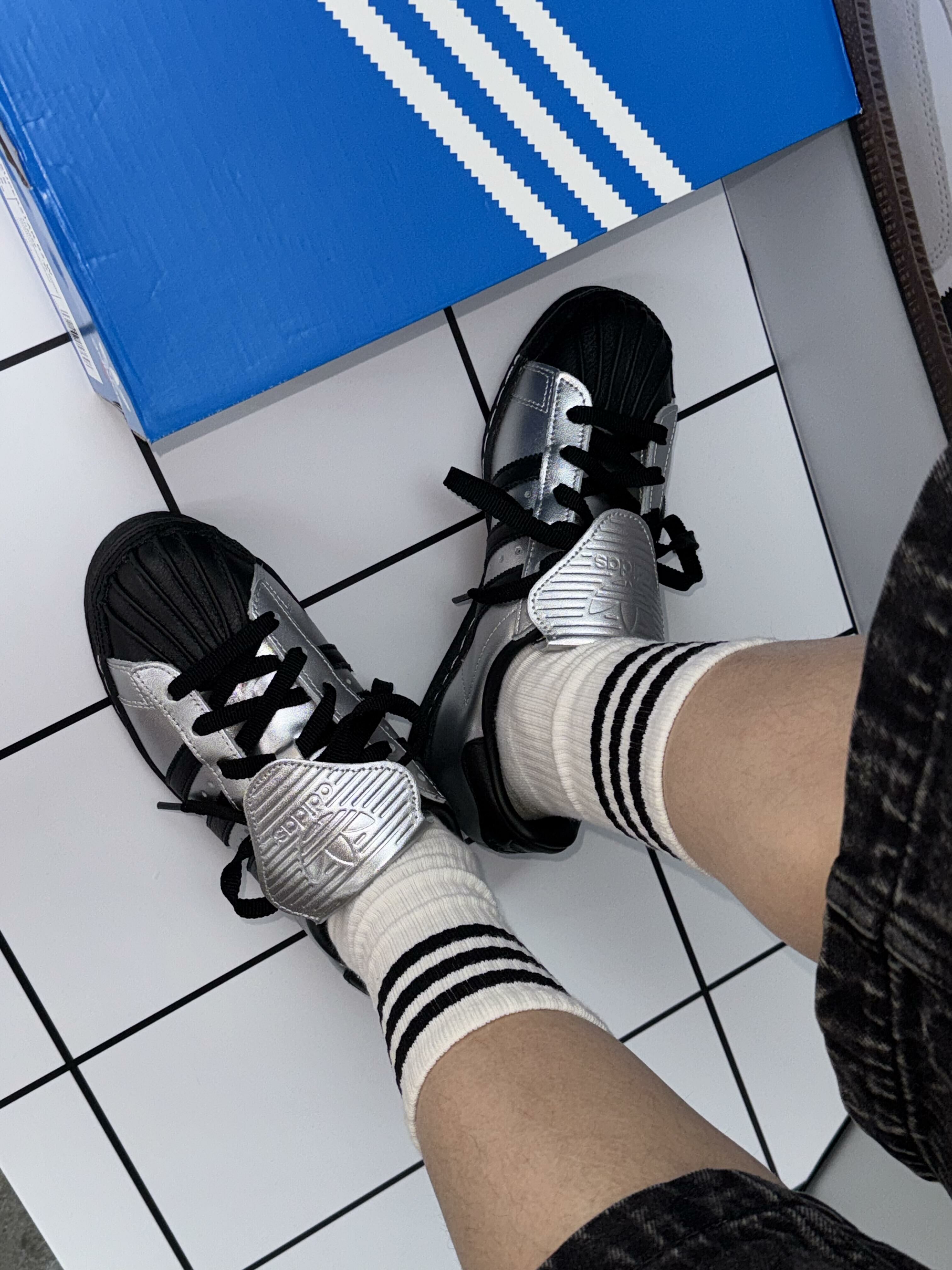 Adidas Originals Superstar 82 液態黑銀 銀色 Y2k 皮革 黑色 翻蓋 貝殼頭 復古鞋 JH5669/預購