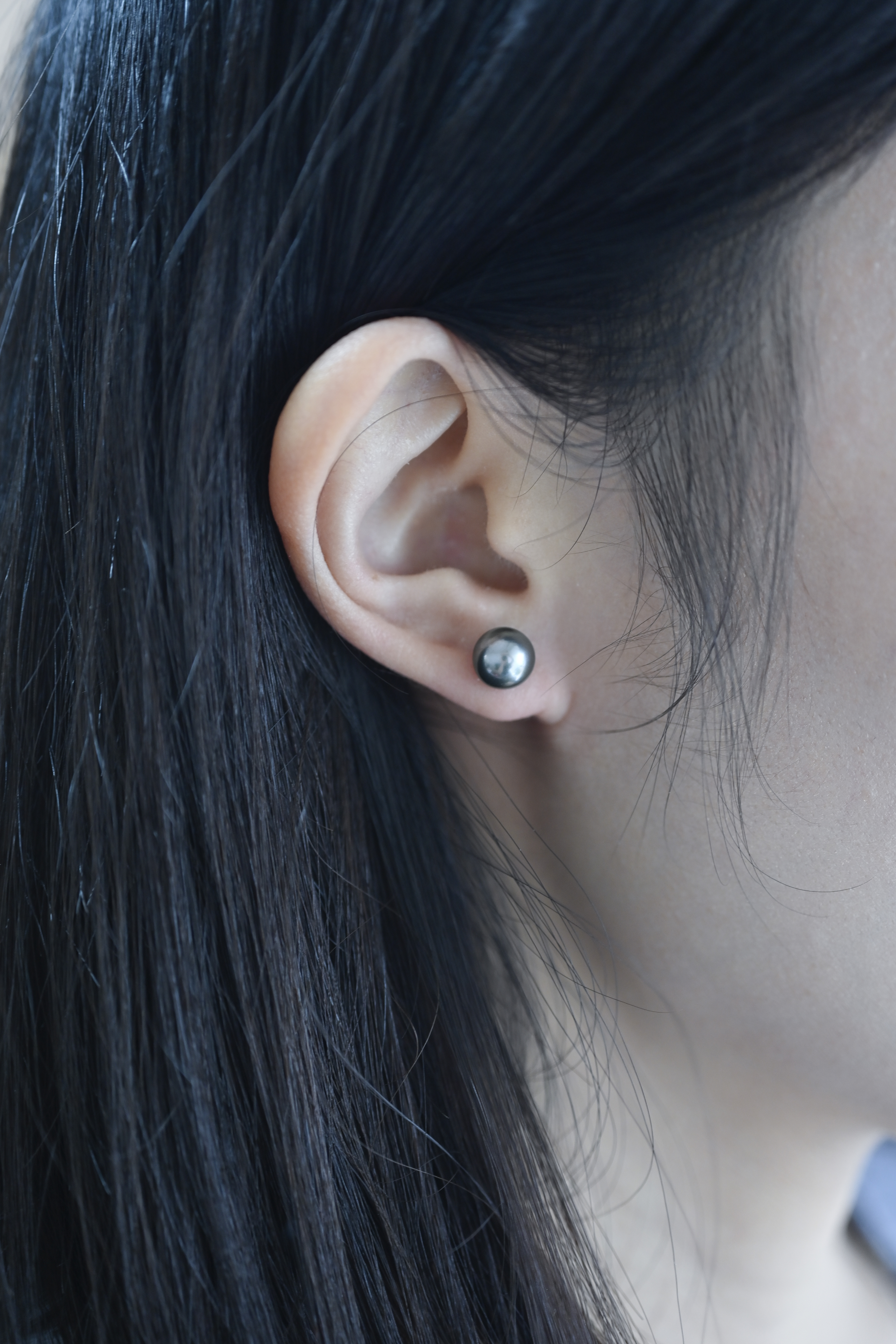 18K 8.5mm Tahitian Pearls Earrings