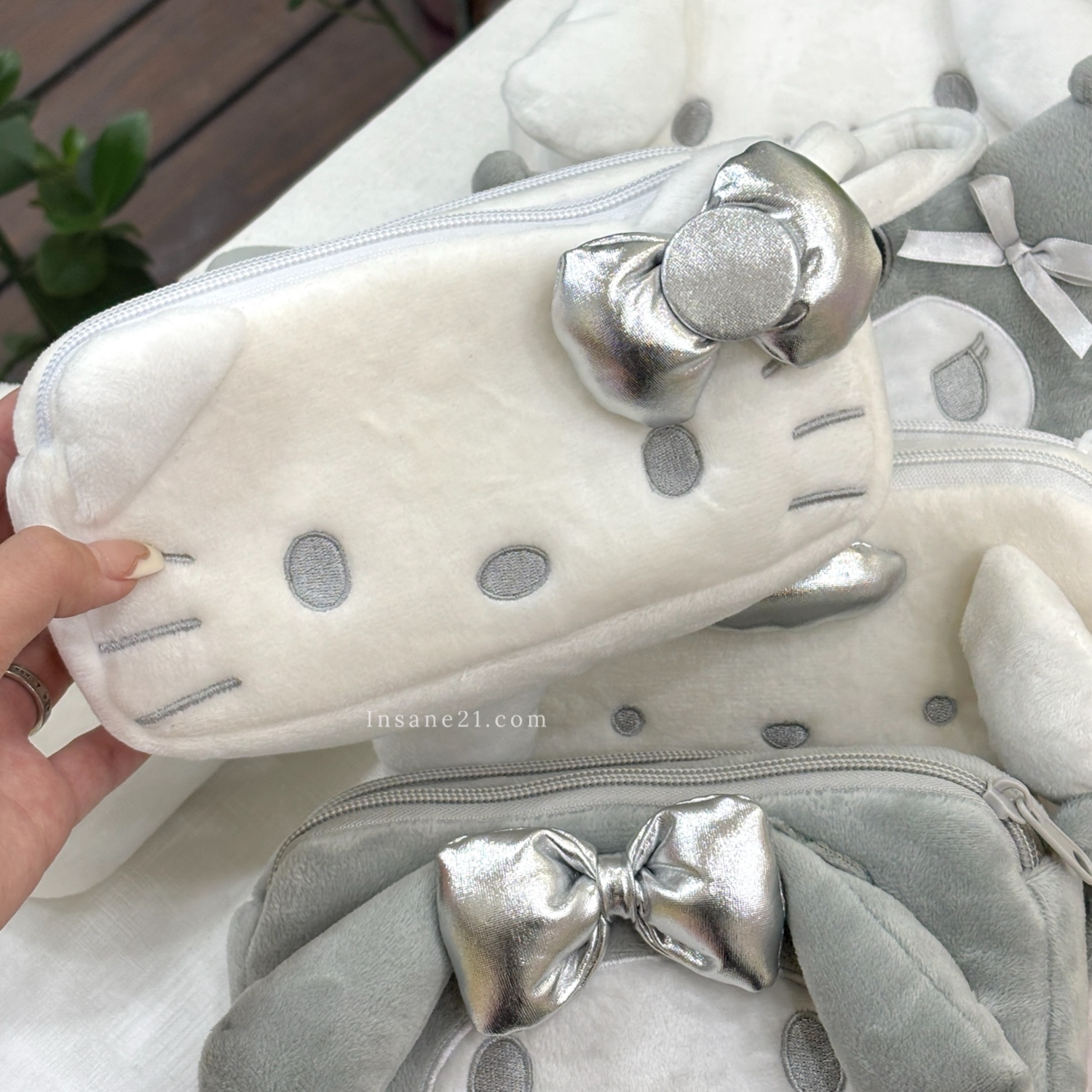 正版 三麗鷗 SANRIO 韓國銀色 收納包 化妝包 帕恰狗 大耳狗 美樂蒂 酷洛米 布丁狗 凱蒂貓