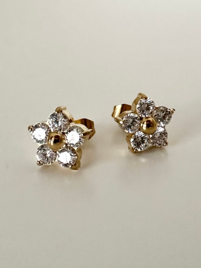 SS shiny flower pierce