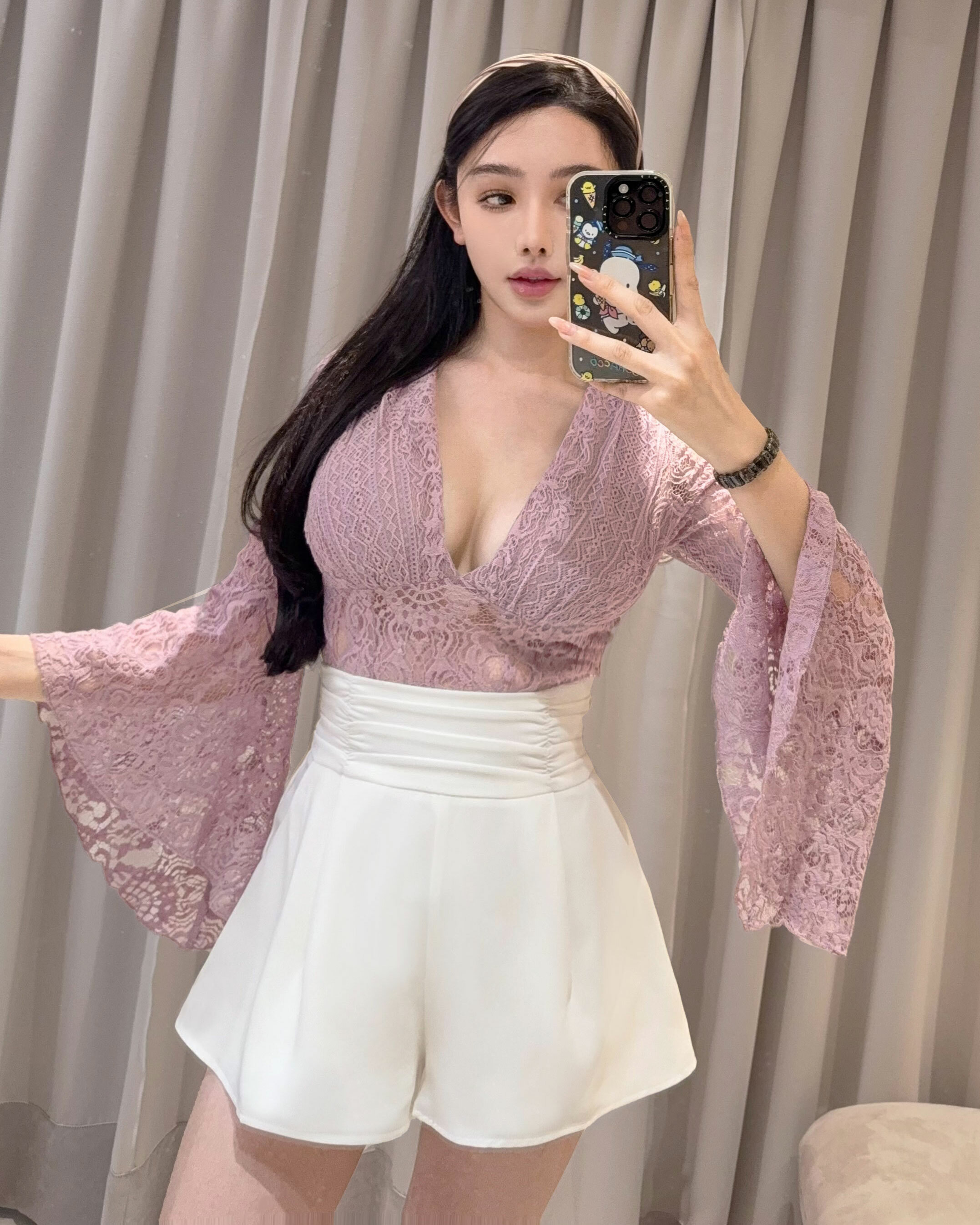 訂製-仙境蕾絲深V水袖上衣