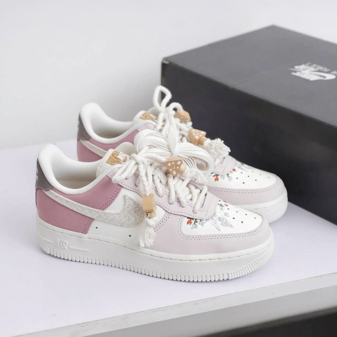 Nike Air Force 1 Low Mushroom 莓果粉 蘑菇 菇菇王國 刺繡 AF1 低筒休閒鞋