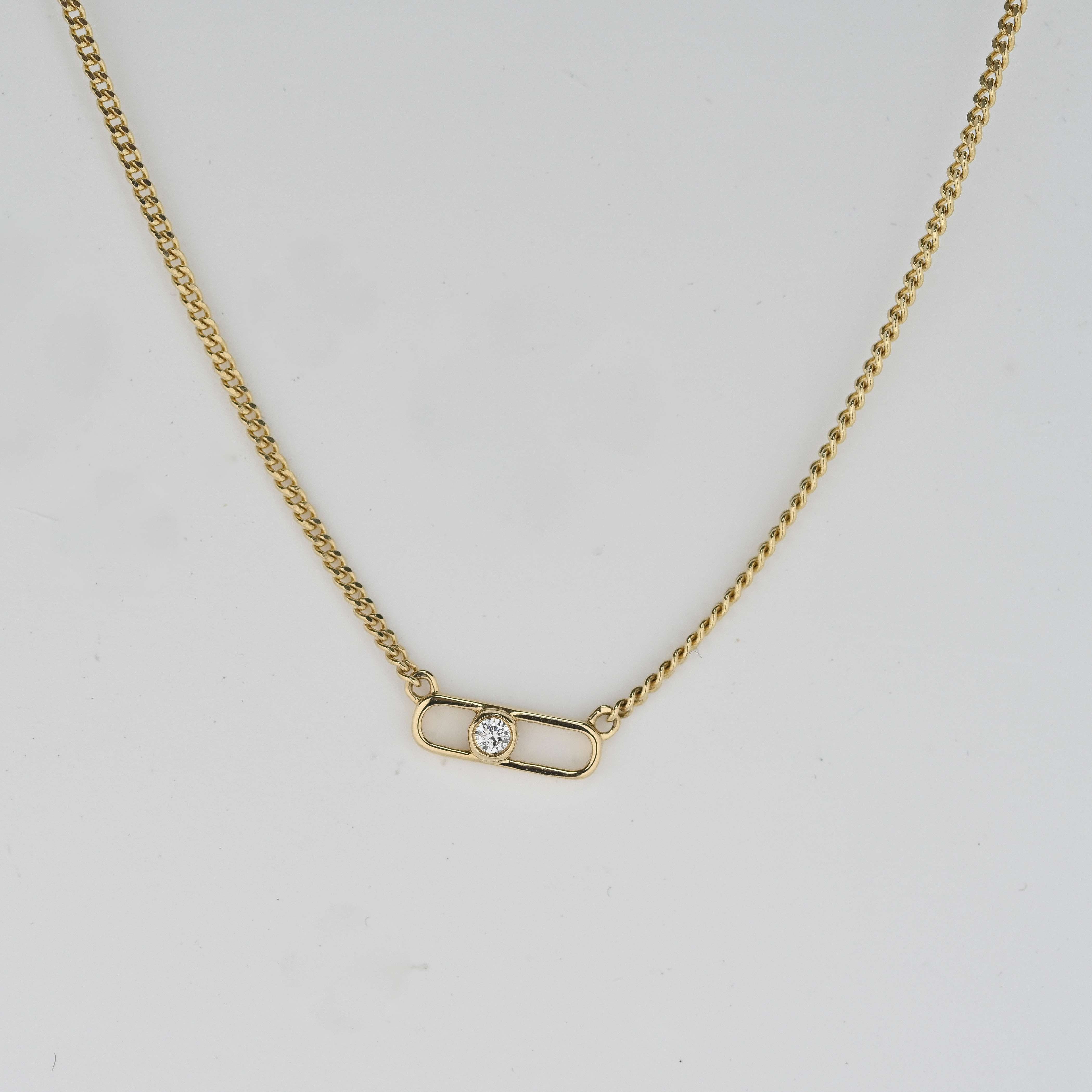 18k chocker Diamond necklace