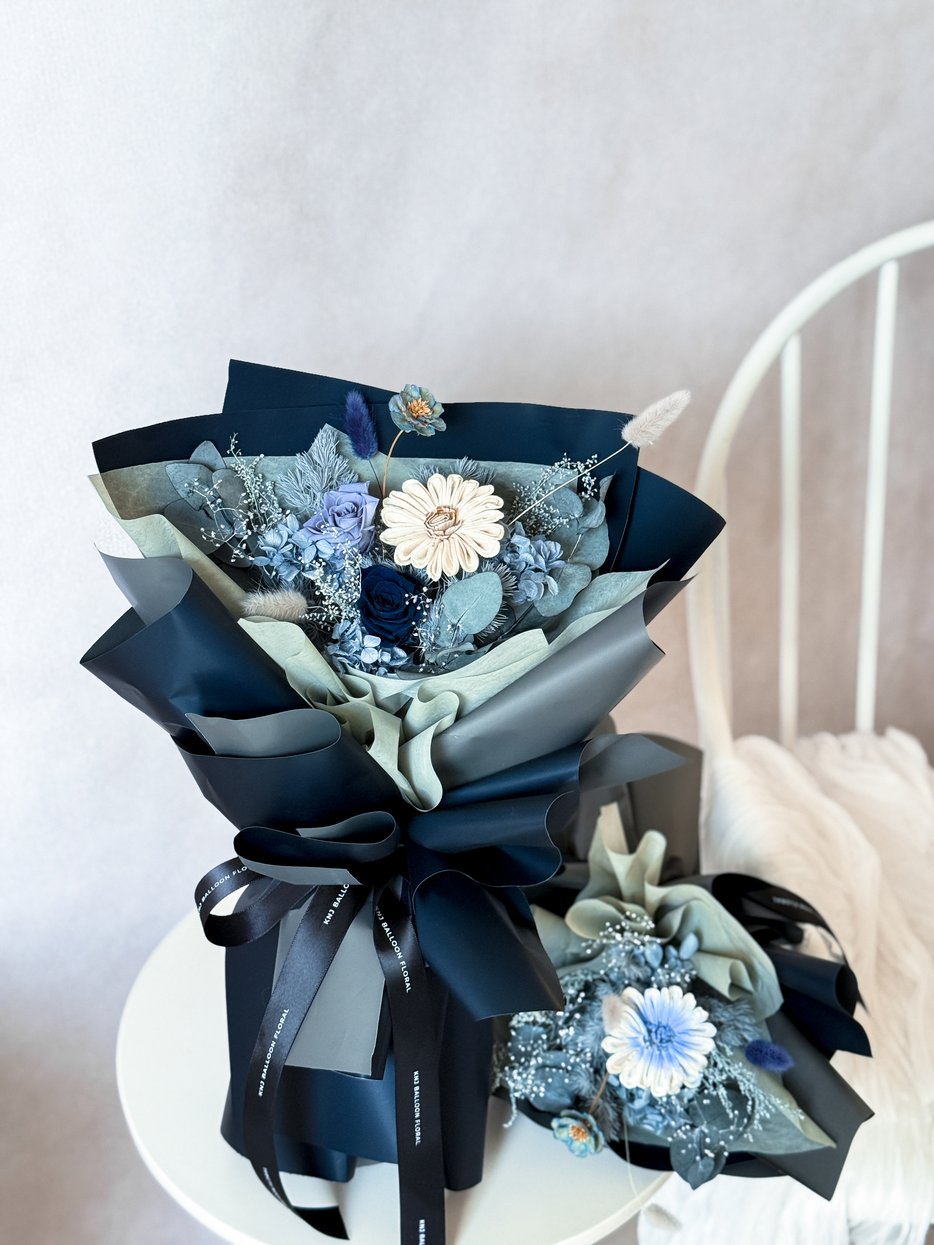 墨藍旅程畢業永生花束