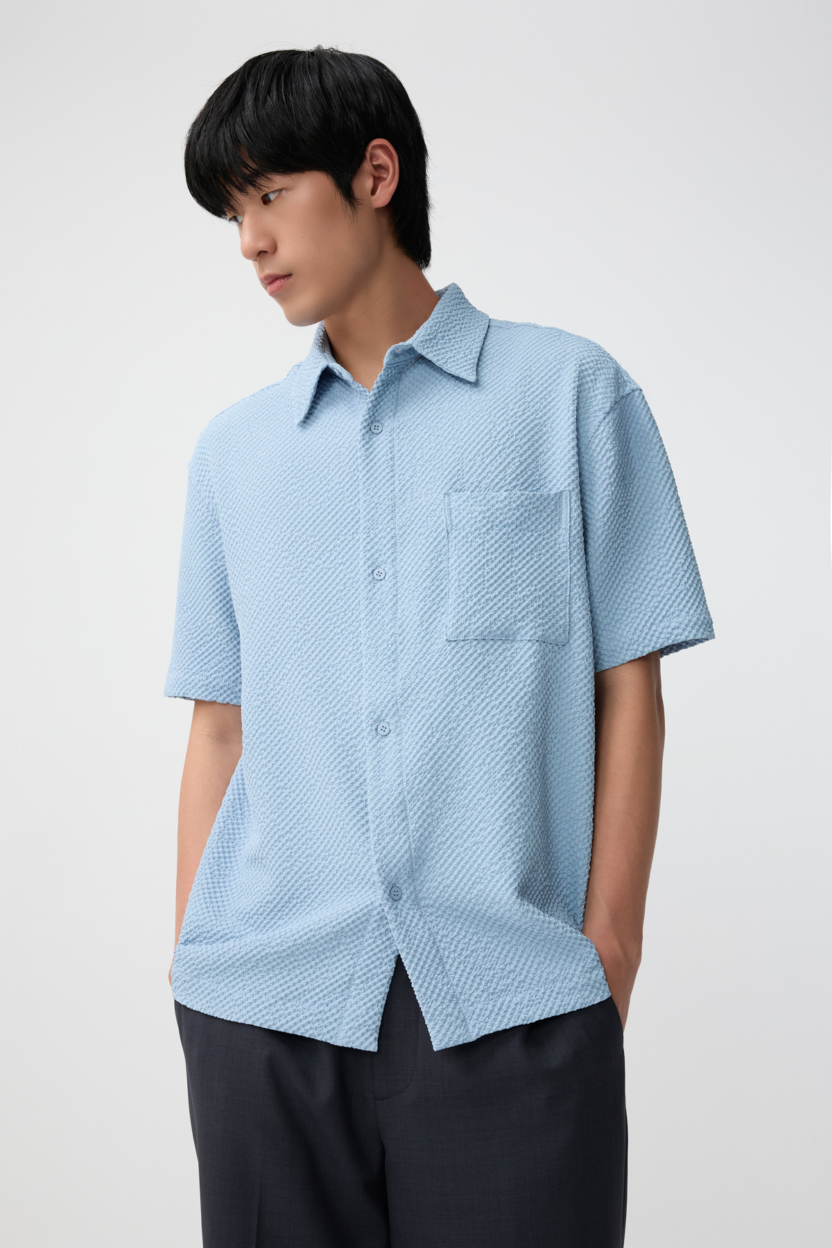 OLA 泡泡布寬鬆襯衫 男 （灰藍）