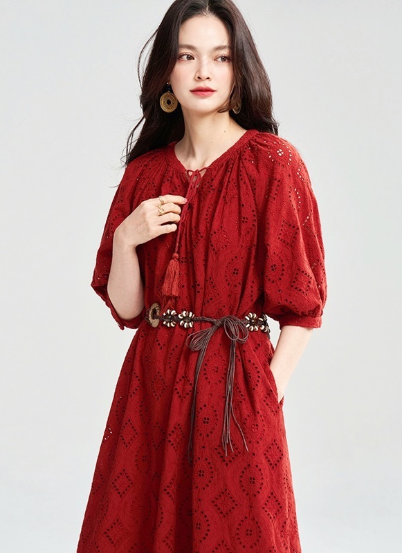 鏤空緹花刺繡洋裝 兩色