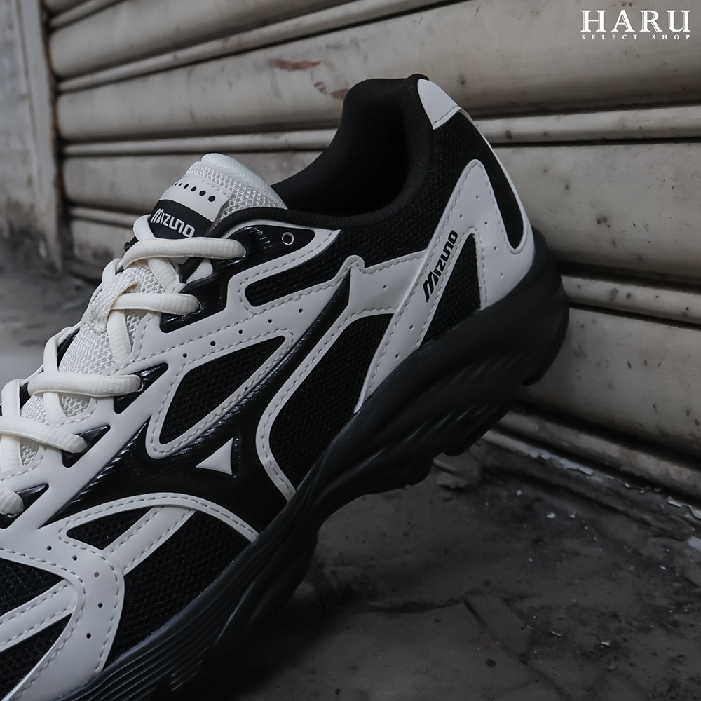 MIZUNO 美津濃SPARK CN 米白黑y2k EVA中底網眼慢跑鞋復古休閒鞋