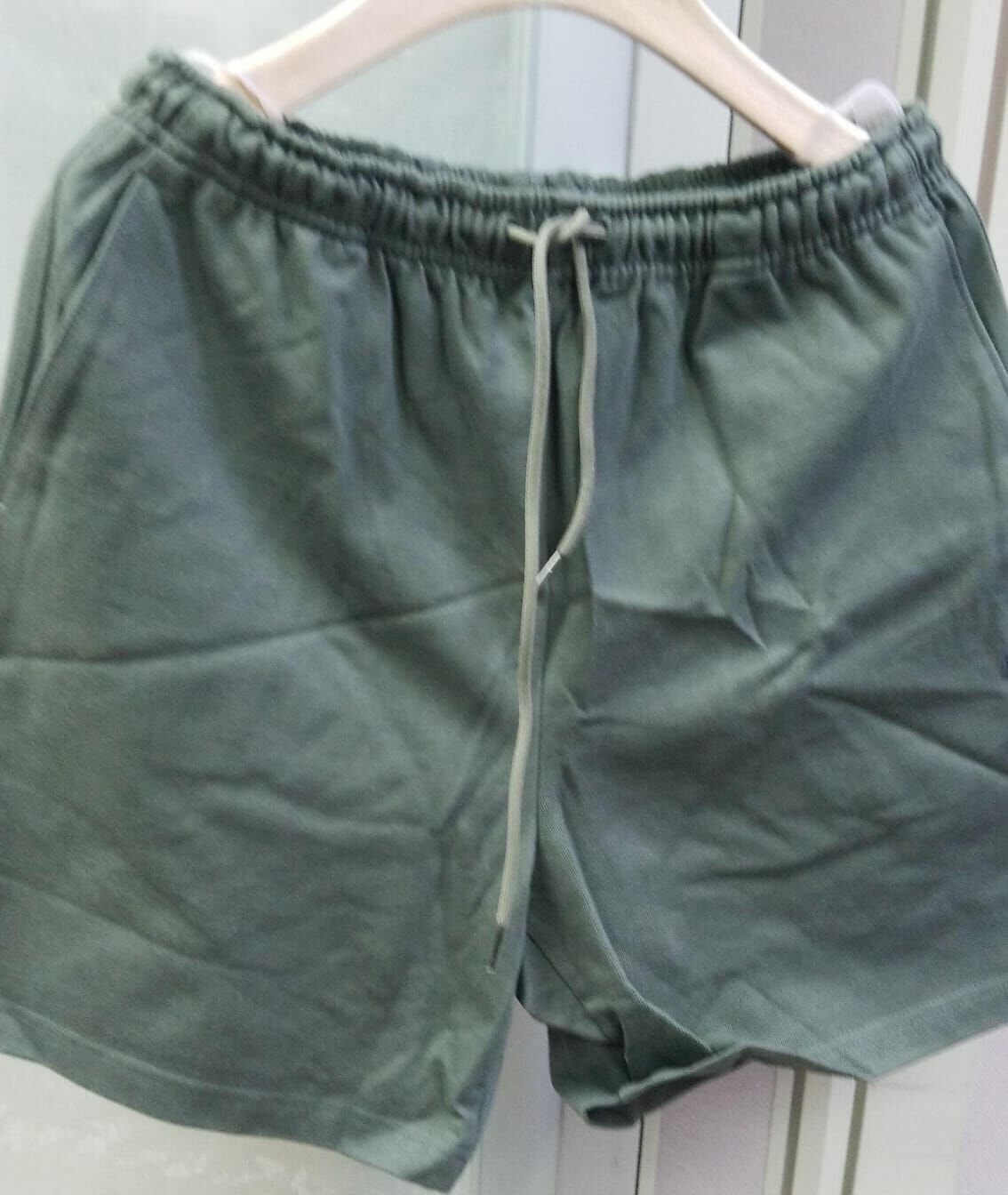 Cd6379**