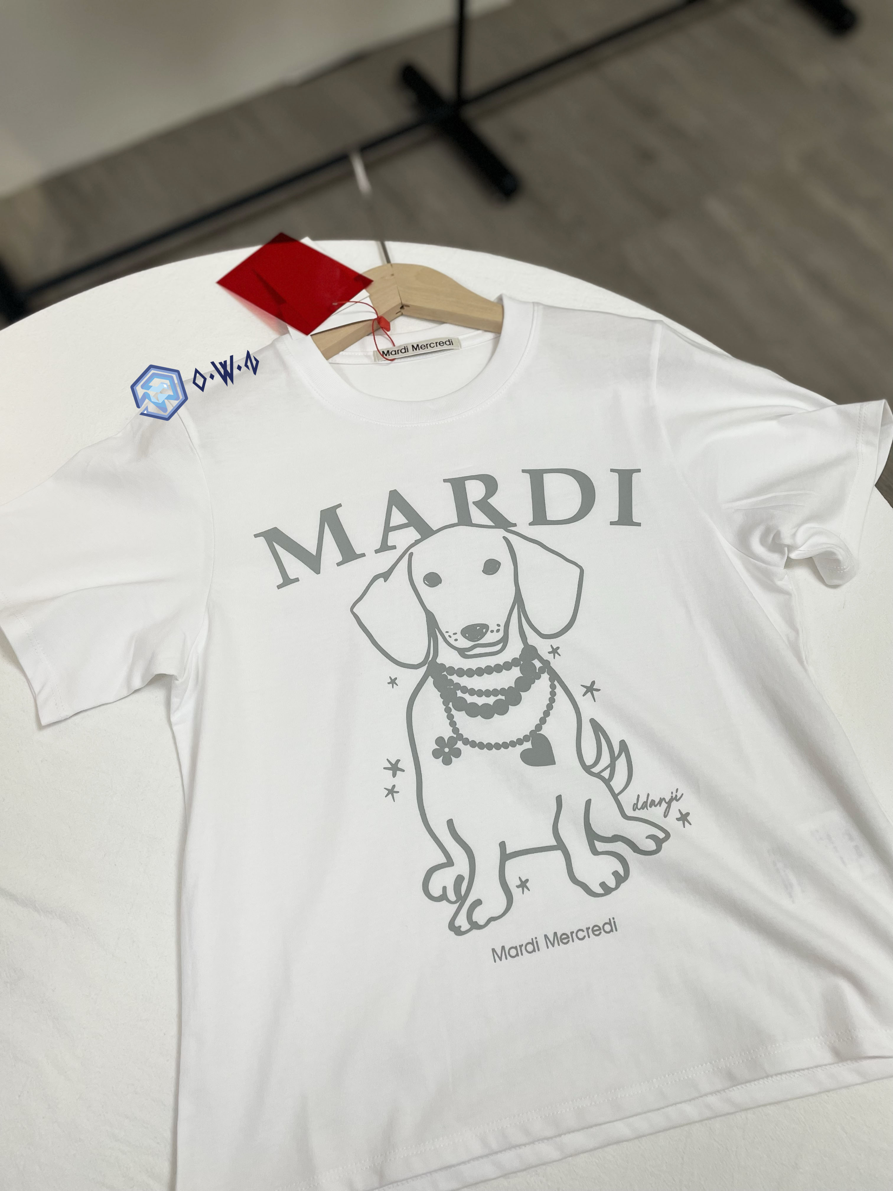 【OWN】Mardi Mercredi 短袖上衣 臘腸 狗狗 單一尺寸 短版 白灰 WHITE LIGHTGREY MFK43JSS013WHLG