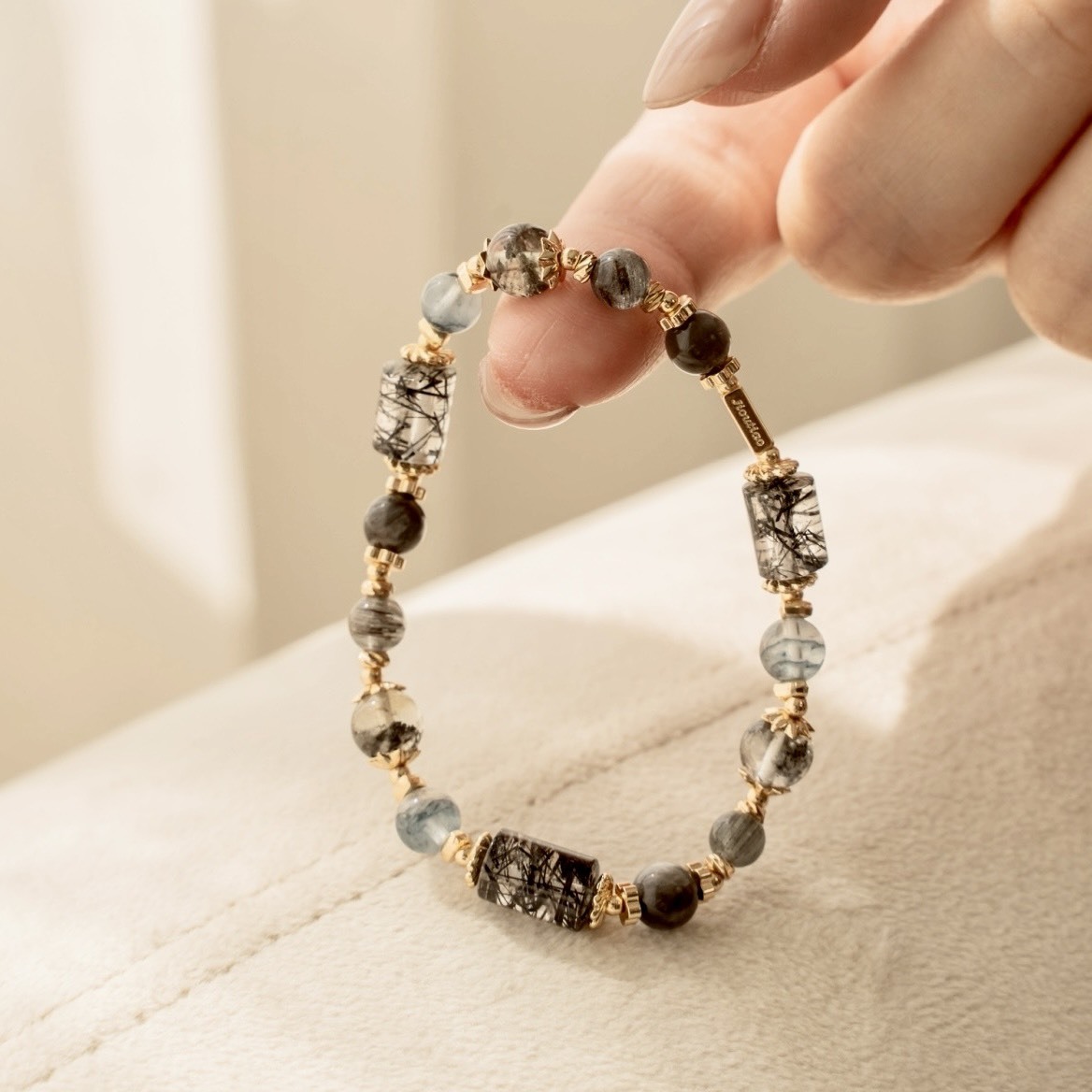 流逝後解放：黑髮晶｜千層藍兔毛｜黑極光｜星輝骨幹｜藍髮晶