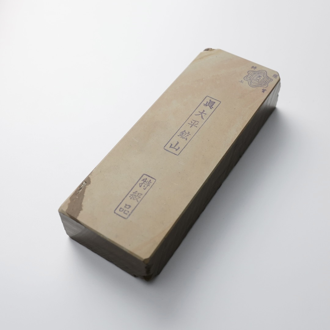 時代提物 彩色人物根付 天然素材 在銘【槌の子仙人】高さ約5.0cm