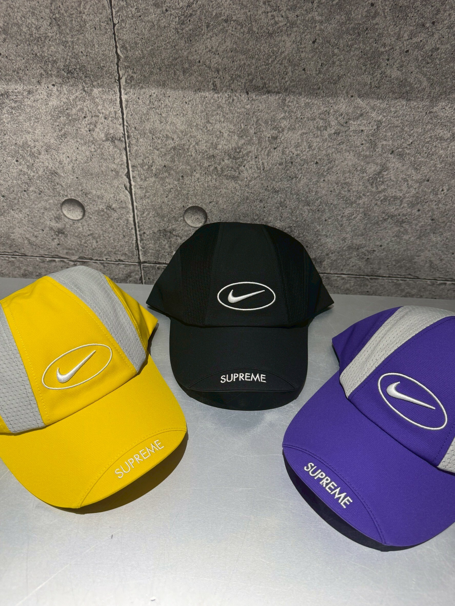 Supreme x Nike 刺繡小標Logo 老帽