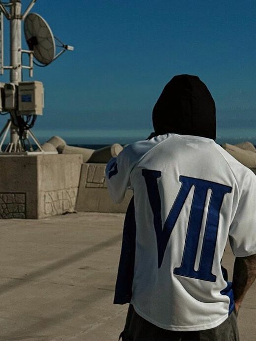 連帽英文字短袖Tee DEAN-022T