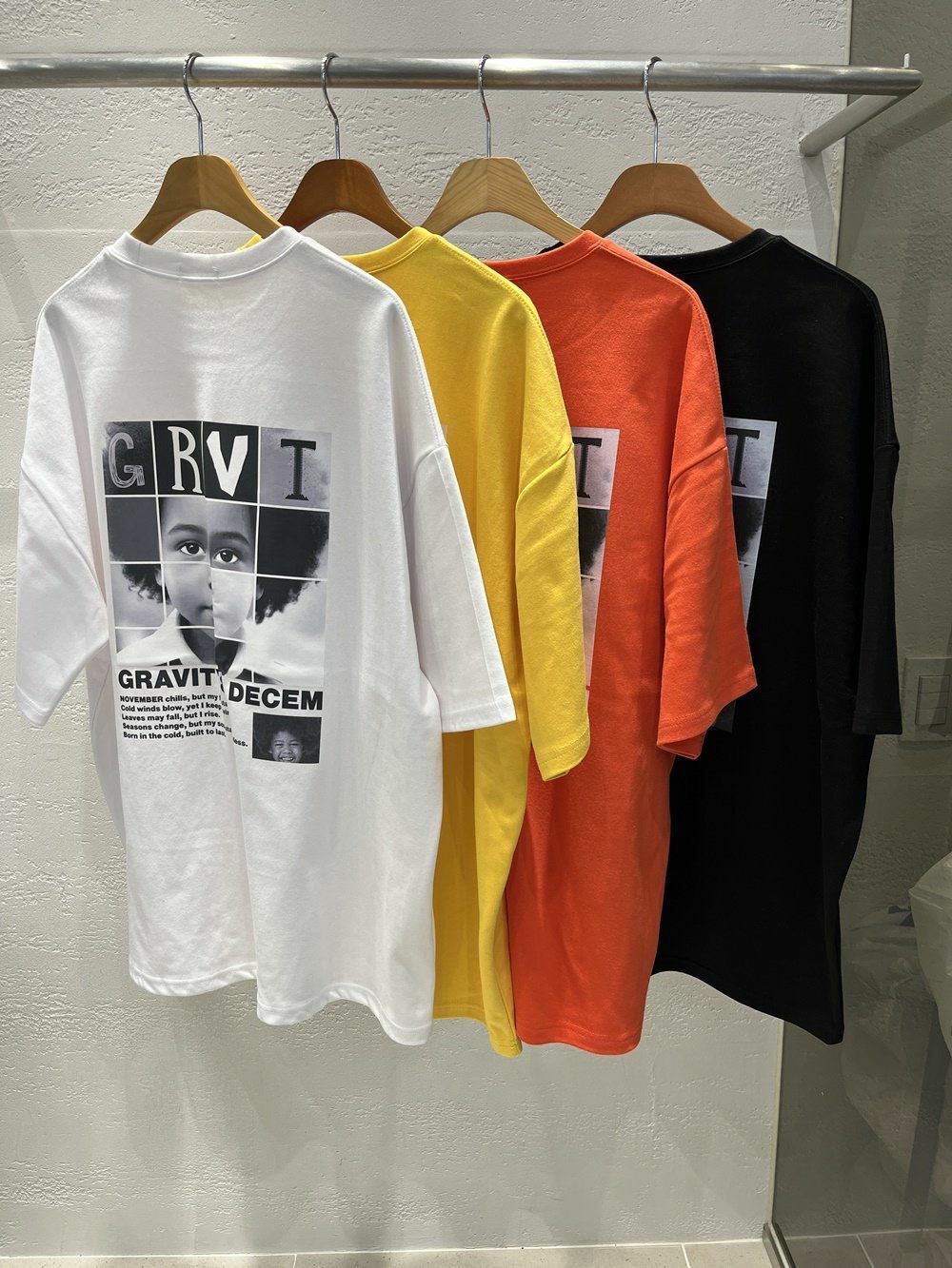 英文字圖案短袖Tee 10.GVTY-0203T