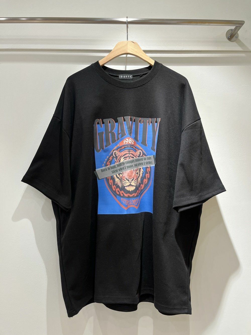 英文字圖案短袖Tee 10.GVTY-0210T