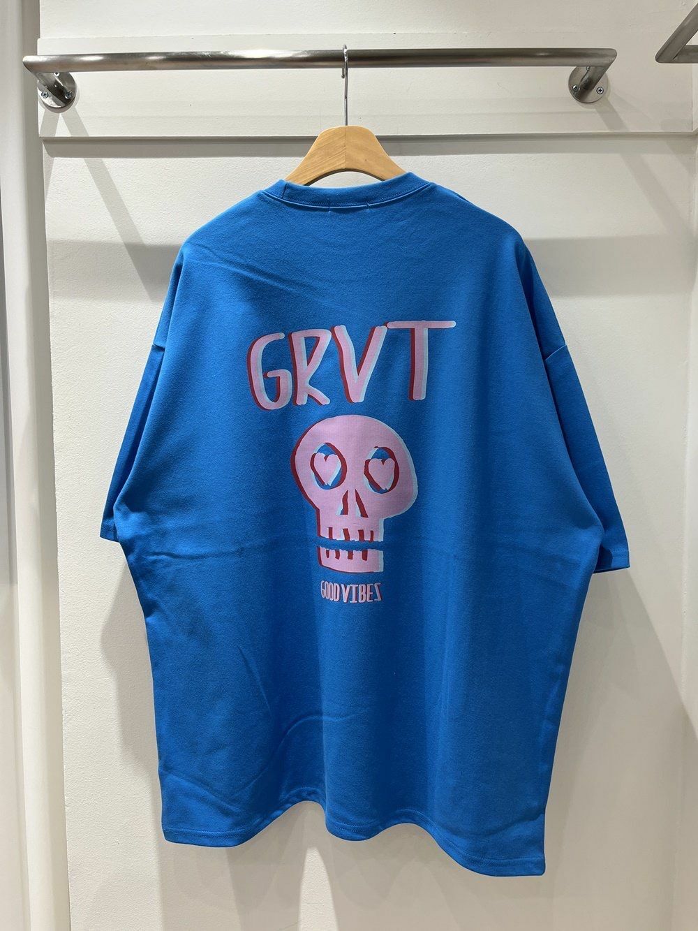 英文字圖案短袖Tee 10.GVTY-0213T