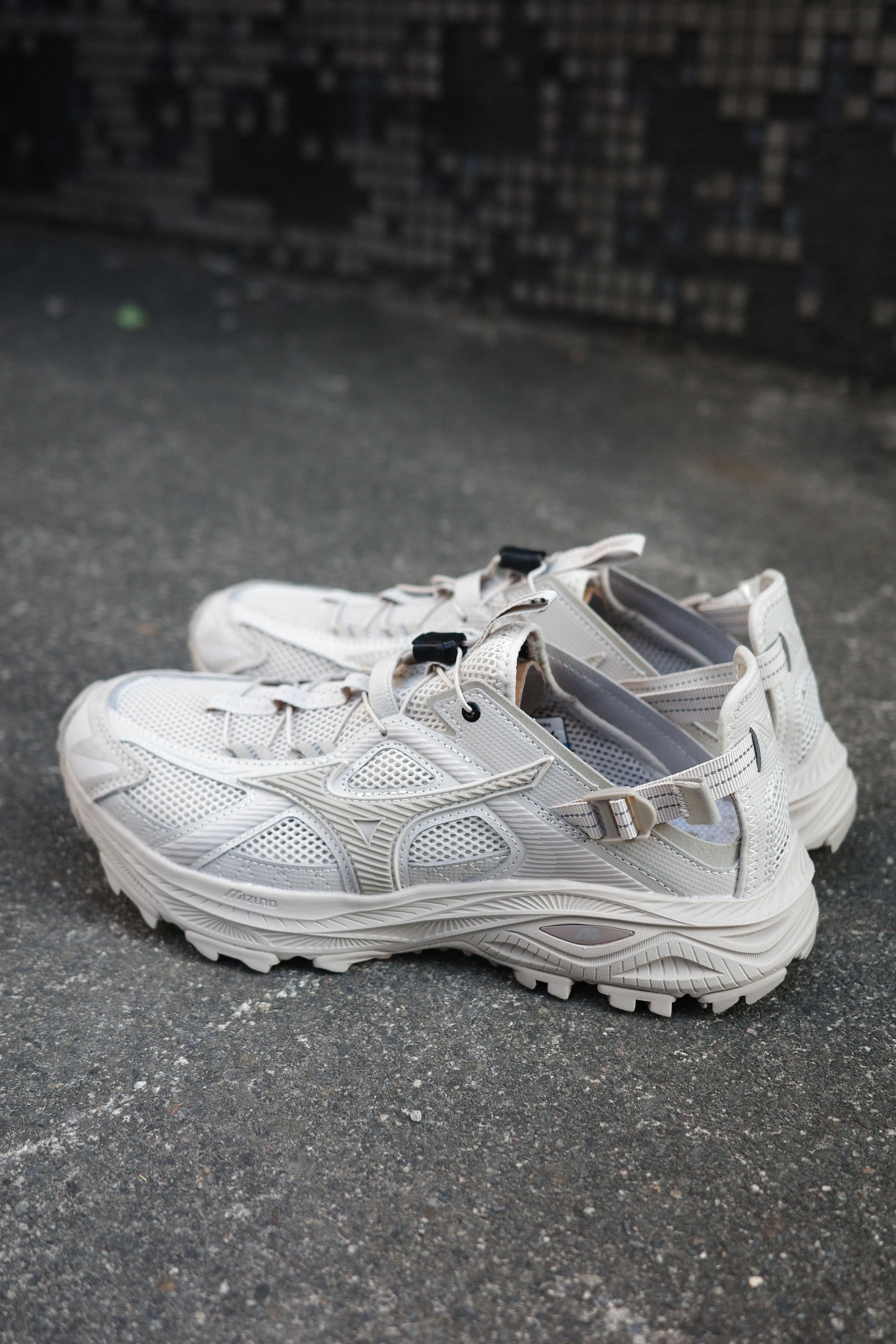 MIZUNO RACER TRAIL SE  奶茶灰 米灰 羽毛灰 溯溪鞋 涼鞋 透氣 男女鞋 D1GH241905 / 預購