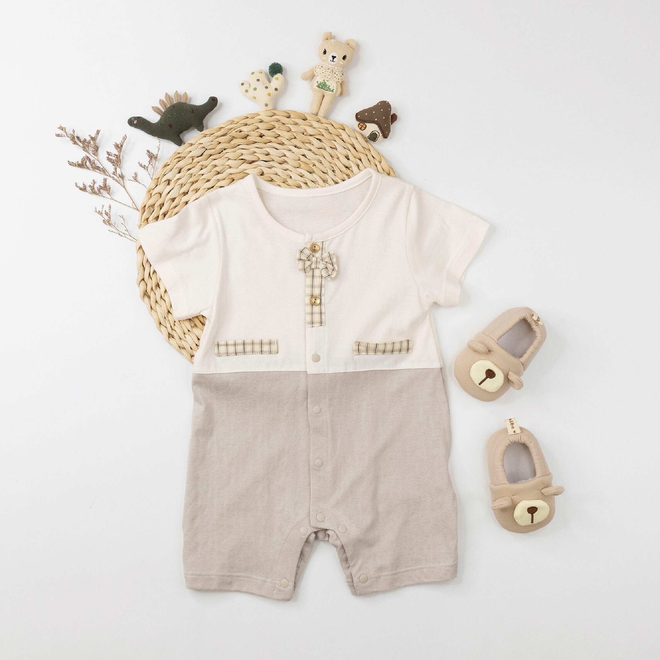 純淨系列【T0032】小紳士裝飾領結短袖連身衣＊二色