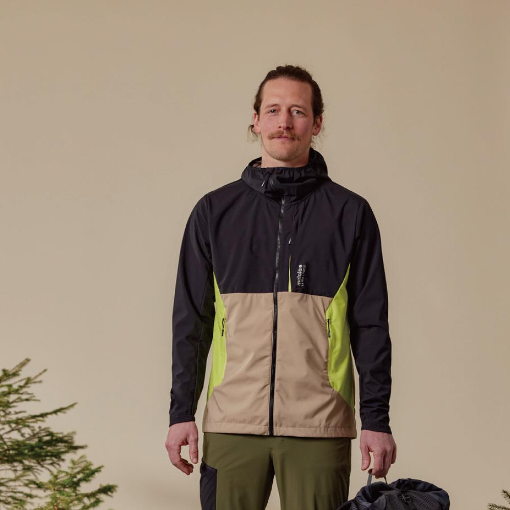 【MALOJA】男3L防風抗水軟殼外套 / 25MA39201-[黑棕拚]