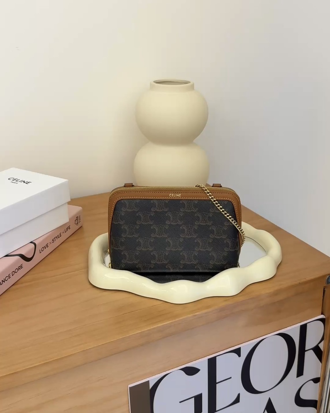 CELINE｜凱旋門貝殼包 深老花