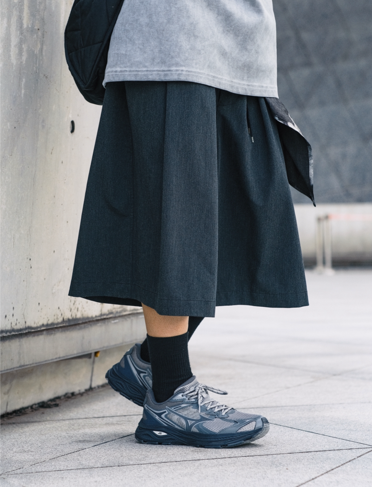 預訂| Mizuno Racer V2 Charcoal Gray