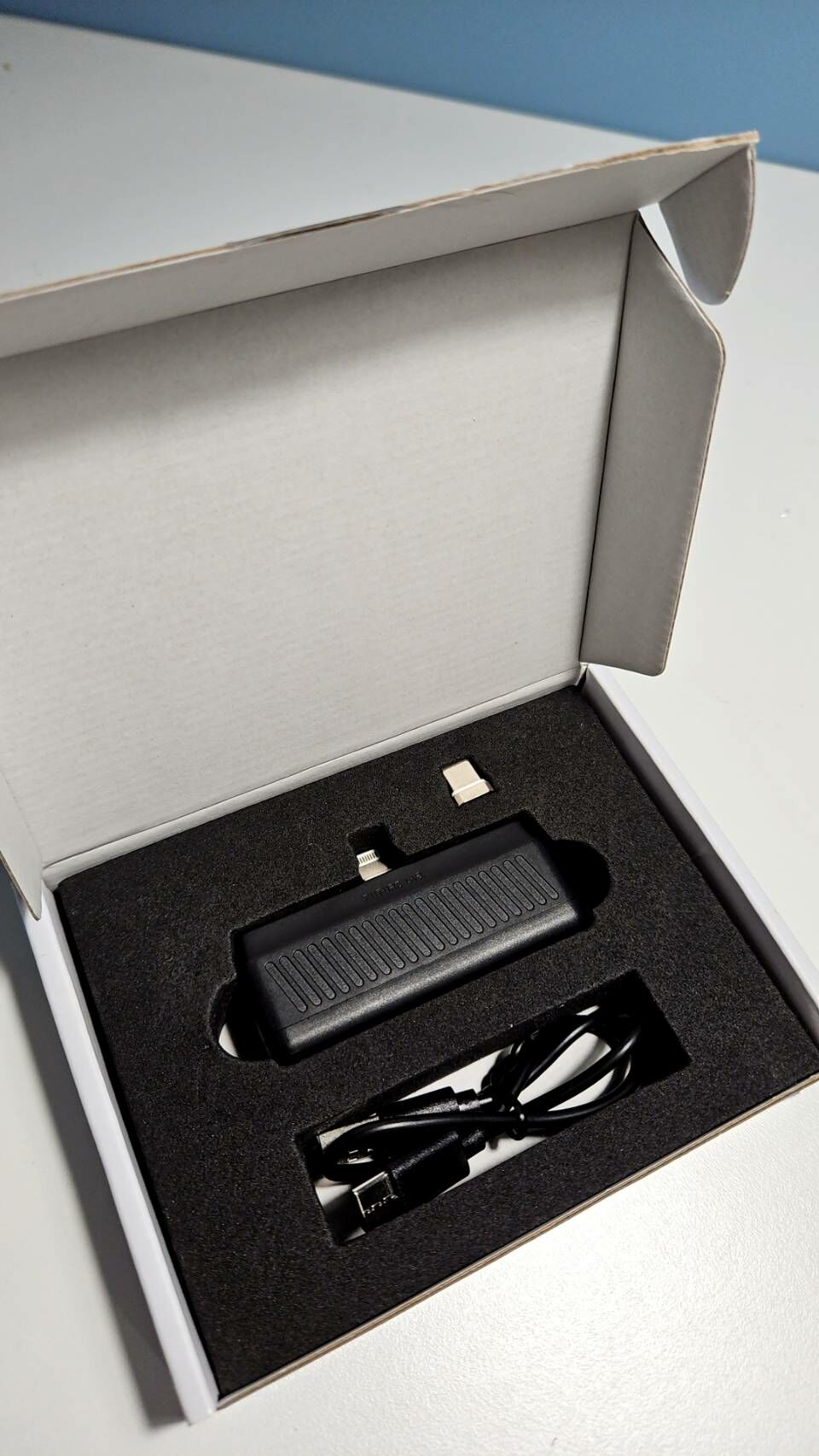福利品出清【FUTURE LAB. 未來實驗室】Speed Core 磁石行動電源