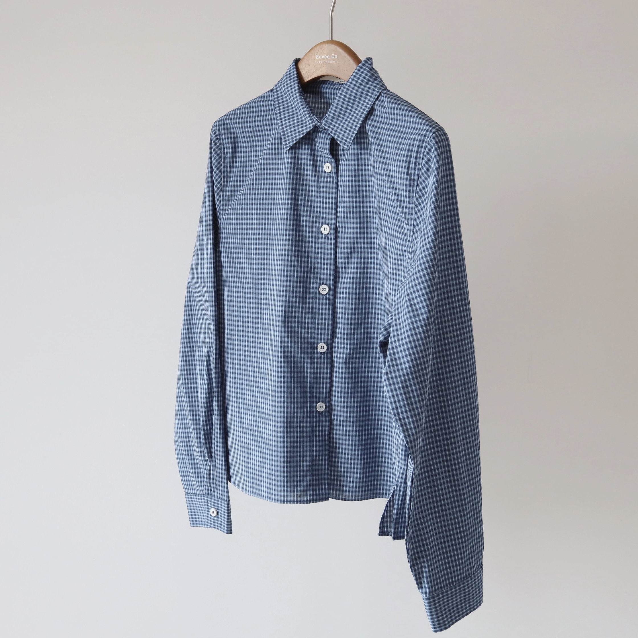 現貨  7179 細格短版正肩恤衫