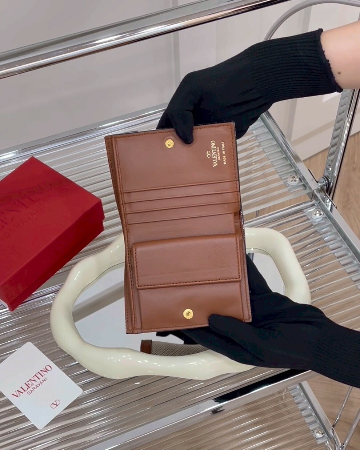 VALENTINO｜對開帆布短夾 棕色