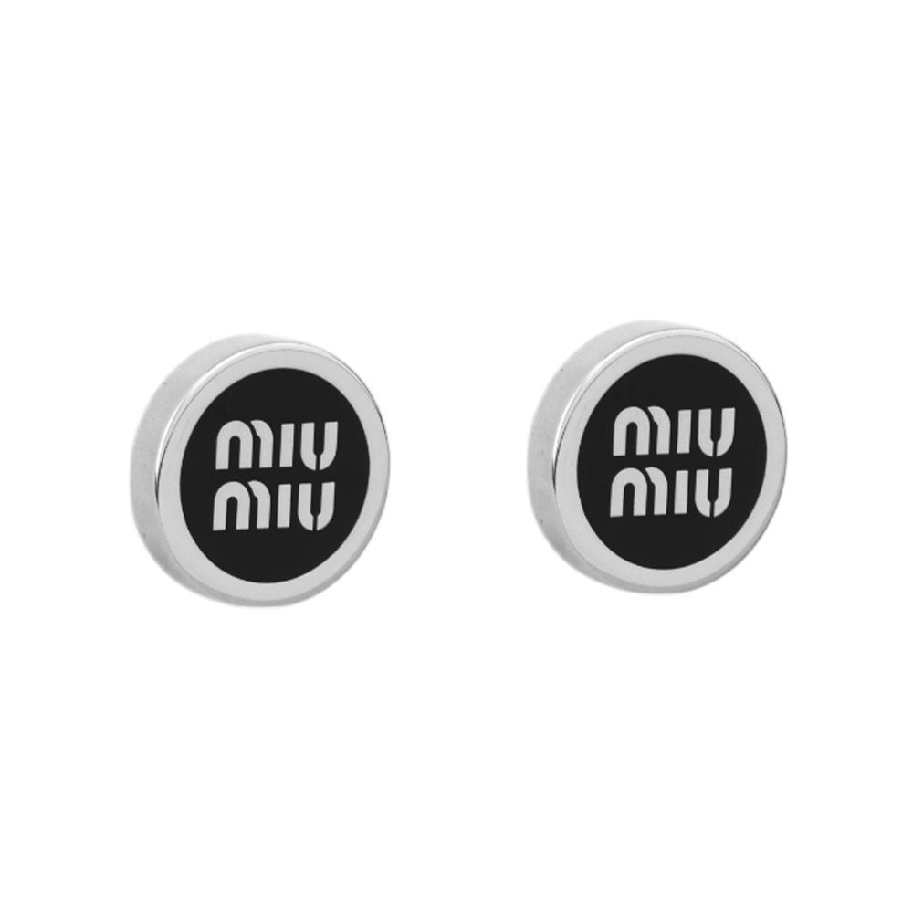 【MIU MIU】Logo 標誌琺瑯及金屬針式耳環(銀色/黑色) 5JO912 2F6T F0632